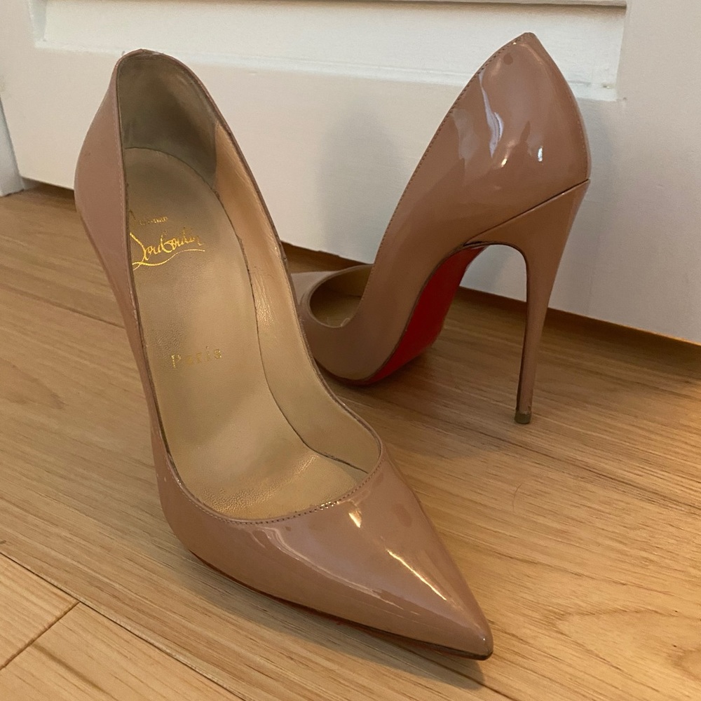 Christian Louboutin - So Kate 36